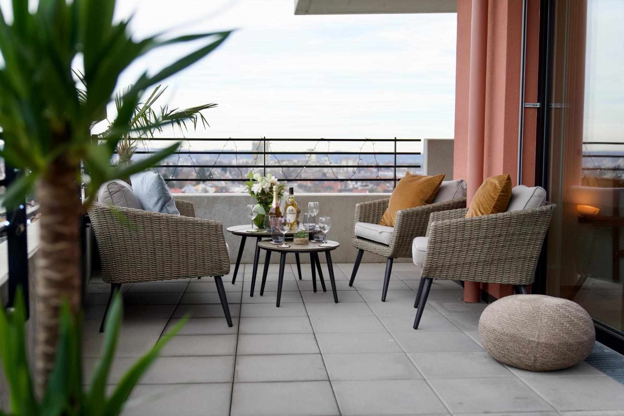 Edler Wohnraum Panoramablick 3 Sz Boxspringbetten, E-Ladestation, Kaffeevollautomat, Klima, Lift, Terrasse & 2Xtg Грац Екстер'єр фото