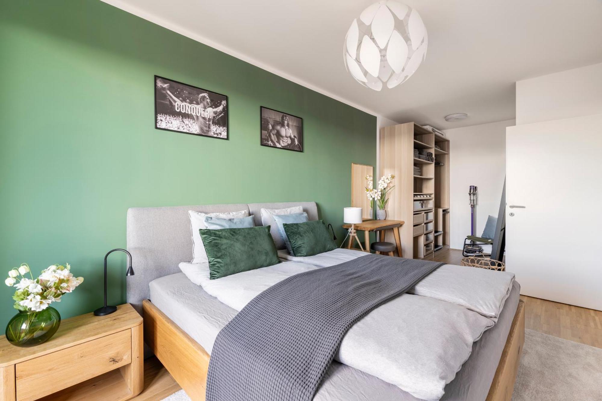 Edler Wohnraum Panoramablick 3 Sz Boxspringbetten, E-Ladestation, Kaffeevollautomat, Klima, Lift, Terrasse & 2Xtg Грац Екстер'єр фото